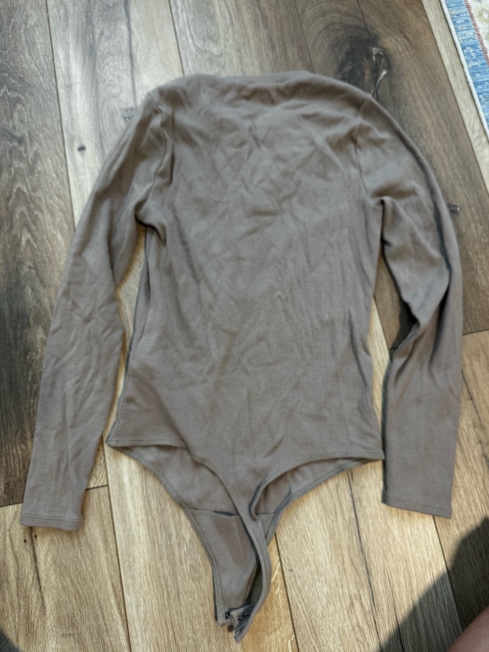 A&F Soft Rib Bodysuit - Picture 2 of 3